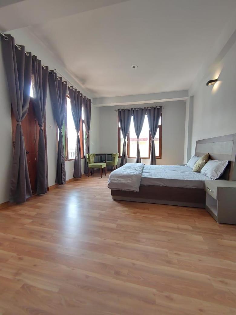 Lha Pomo Kyelang